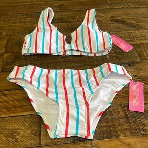 NINETY-NINE DEGREES JUNIORS STRIPED BIKINI: WHITE: NEW WITH TAGS: SIZE S (3/5)